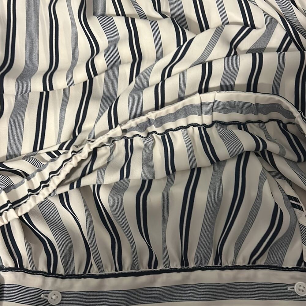 Loft Navy and White Stripe Faux Wrap Blouse Top 3/4 Sleeves Size Medium - Picture 5 of 8